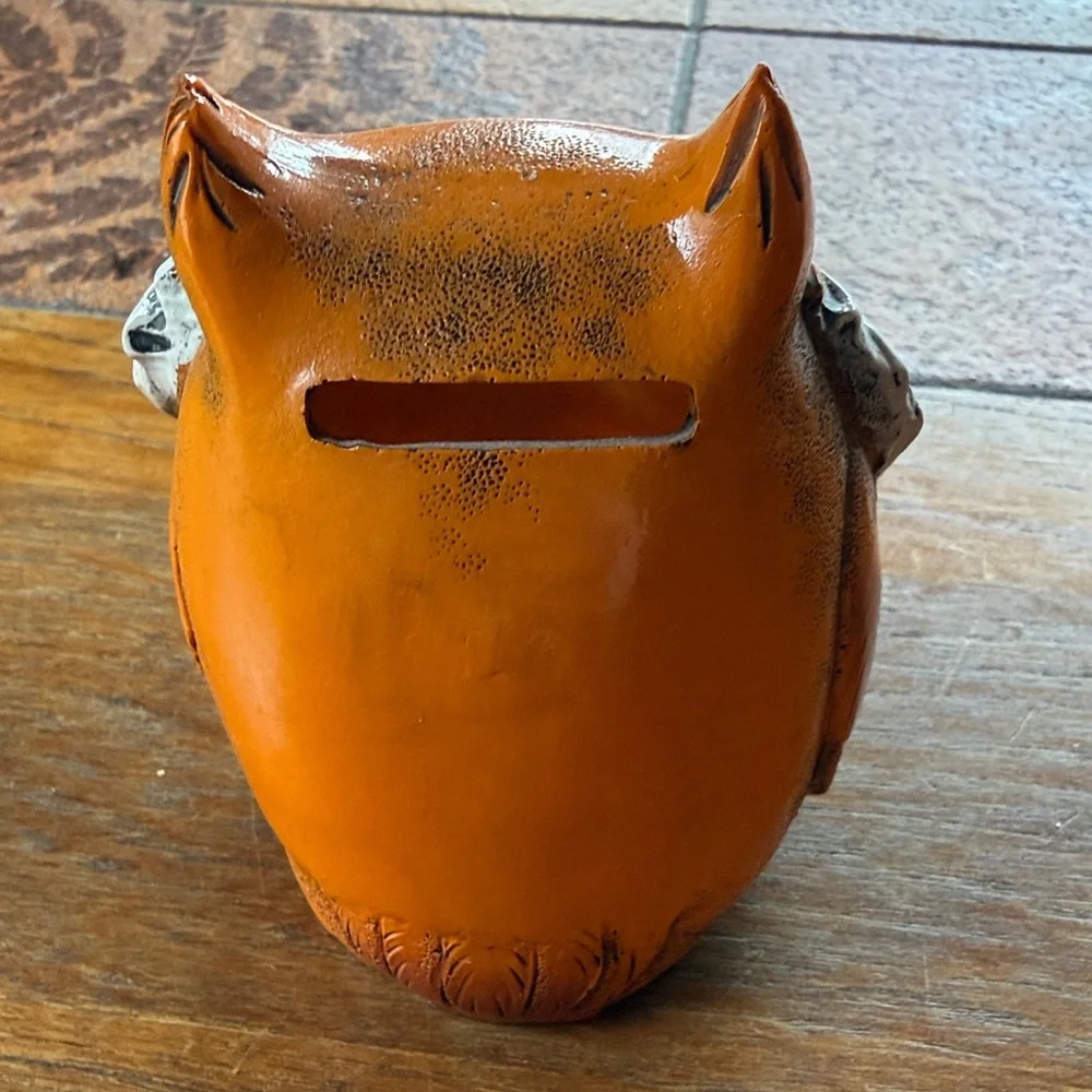 Charming Owl Bank